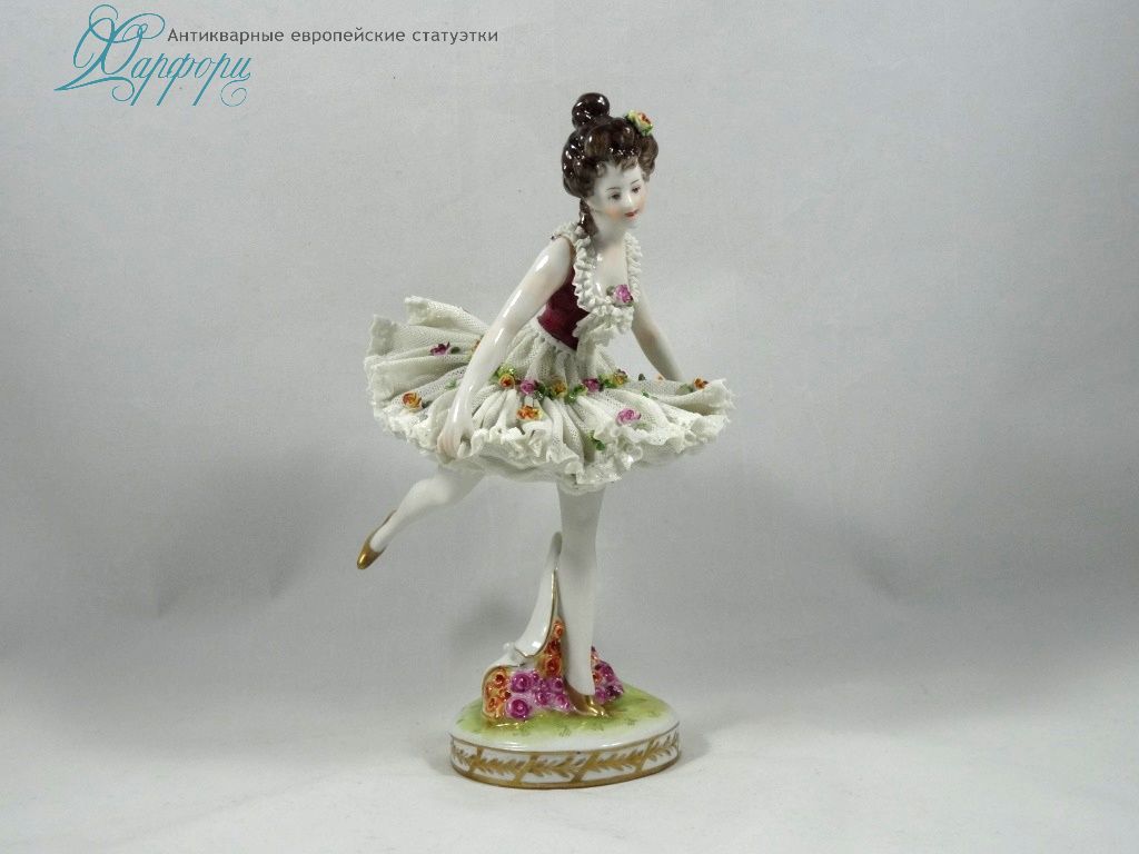 Фарфоровая статуэтка "Балерина" Volkstedt