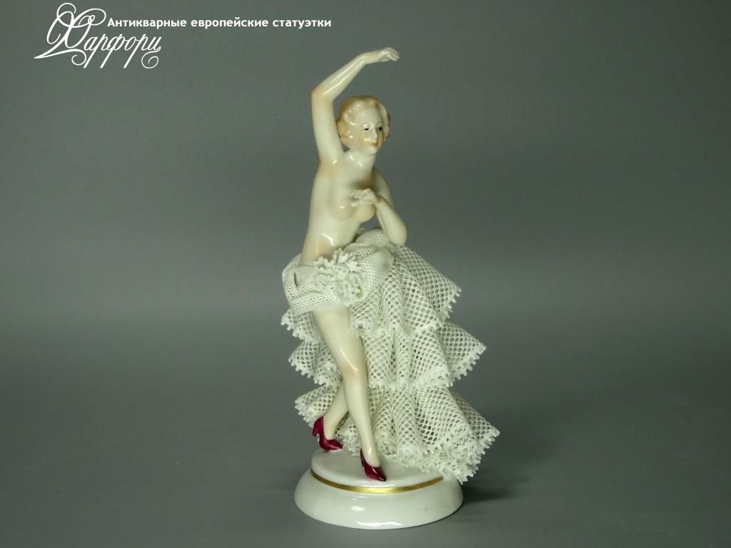 Фарфоровая статуэтка Германия Sitzendorf 1748