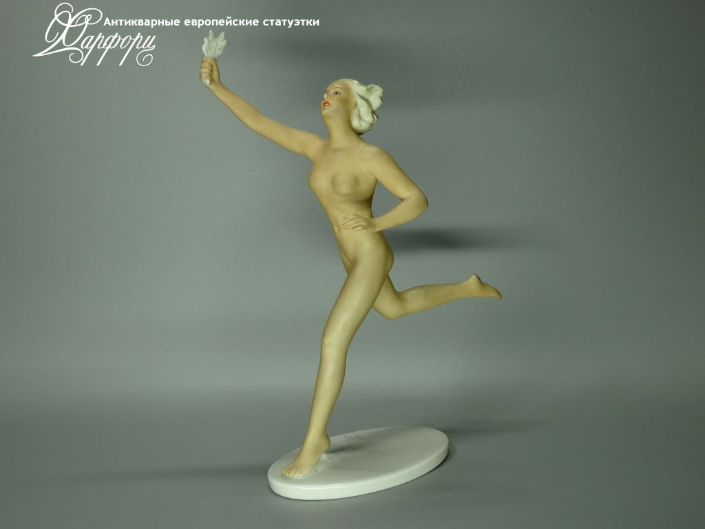 Антикварная фарфоровая статуэтка "Олимпиада" Schaubach Kunst