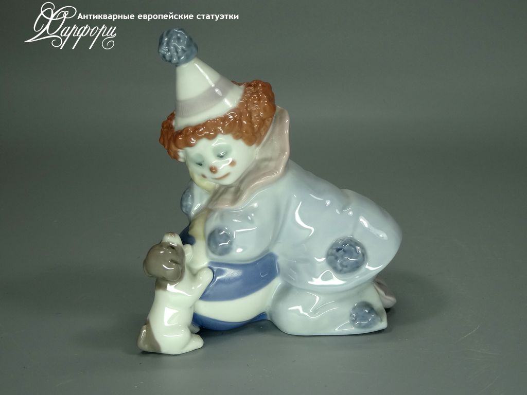 Антикварная фарфоровая статуэтка "Маленький клоун" Lladro