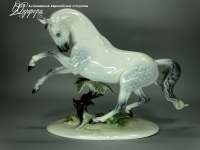 statuekta-antikvariat-germaniya-kon'-rosenthal-11