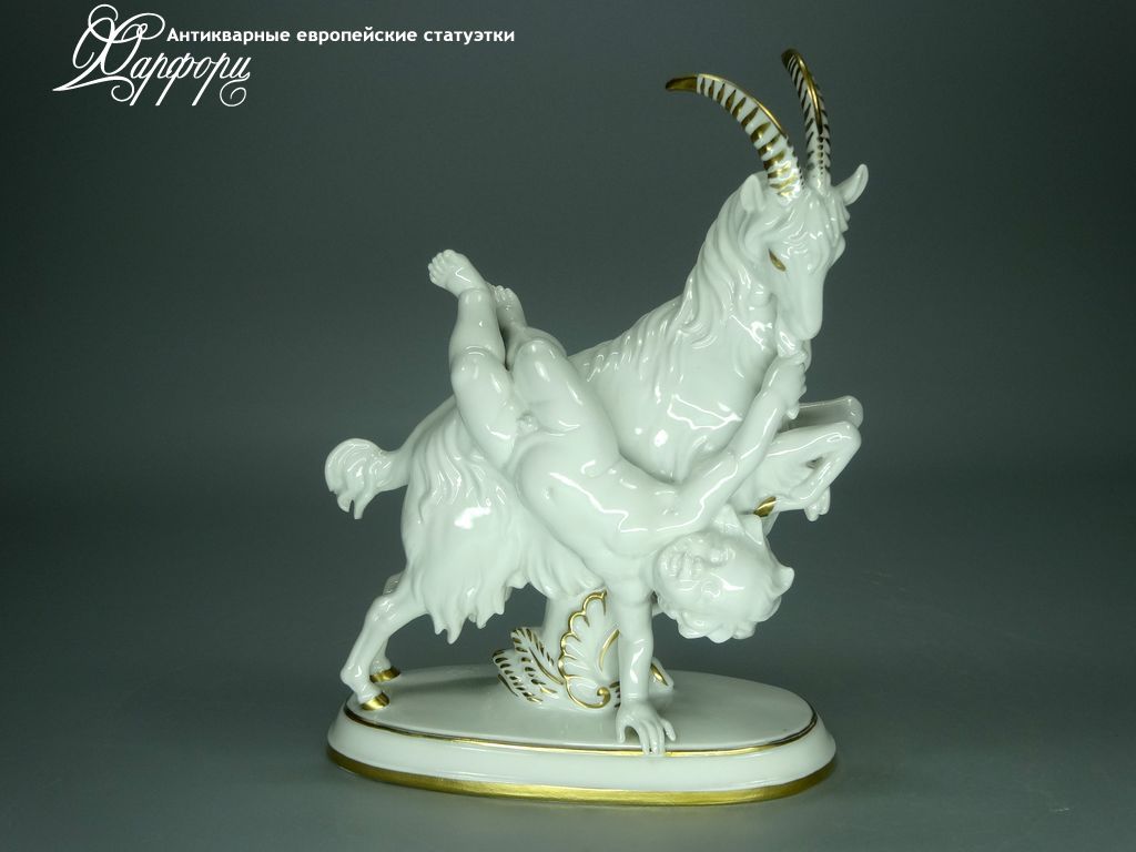 Купить фарфоровую статуэтку Royal Dux Volkstedt Наездник
