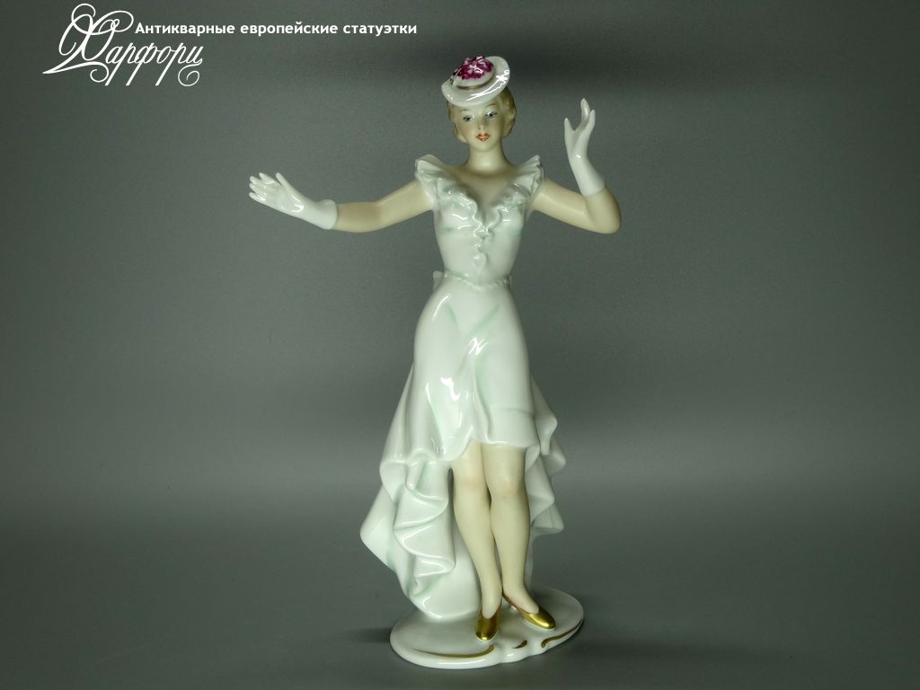 Антикварная фарфоровая статуэтка "Дама в шляпке" Wallendorf