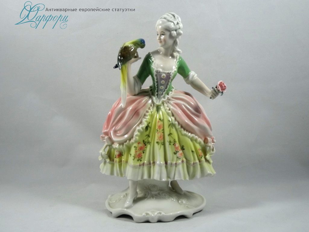 Антикварная фарфоровая статуэтка "Дама с попугаем" KARL ENS