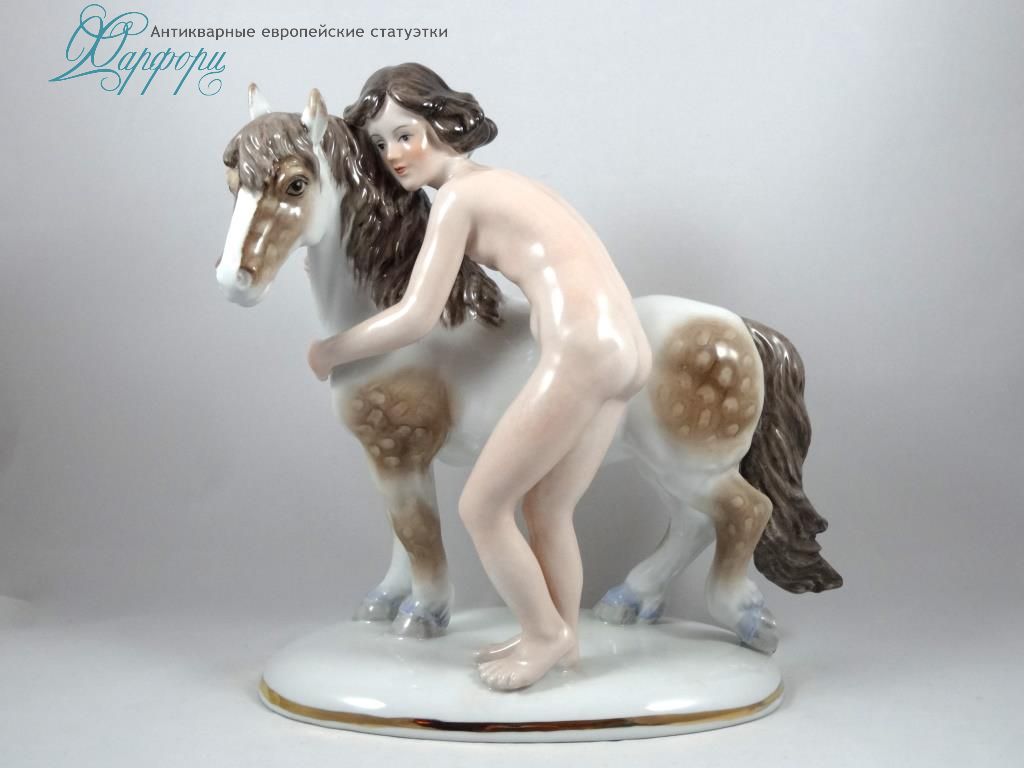 Фарфоровая статуэтка Rosenthal "Девочка и пони"