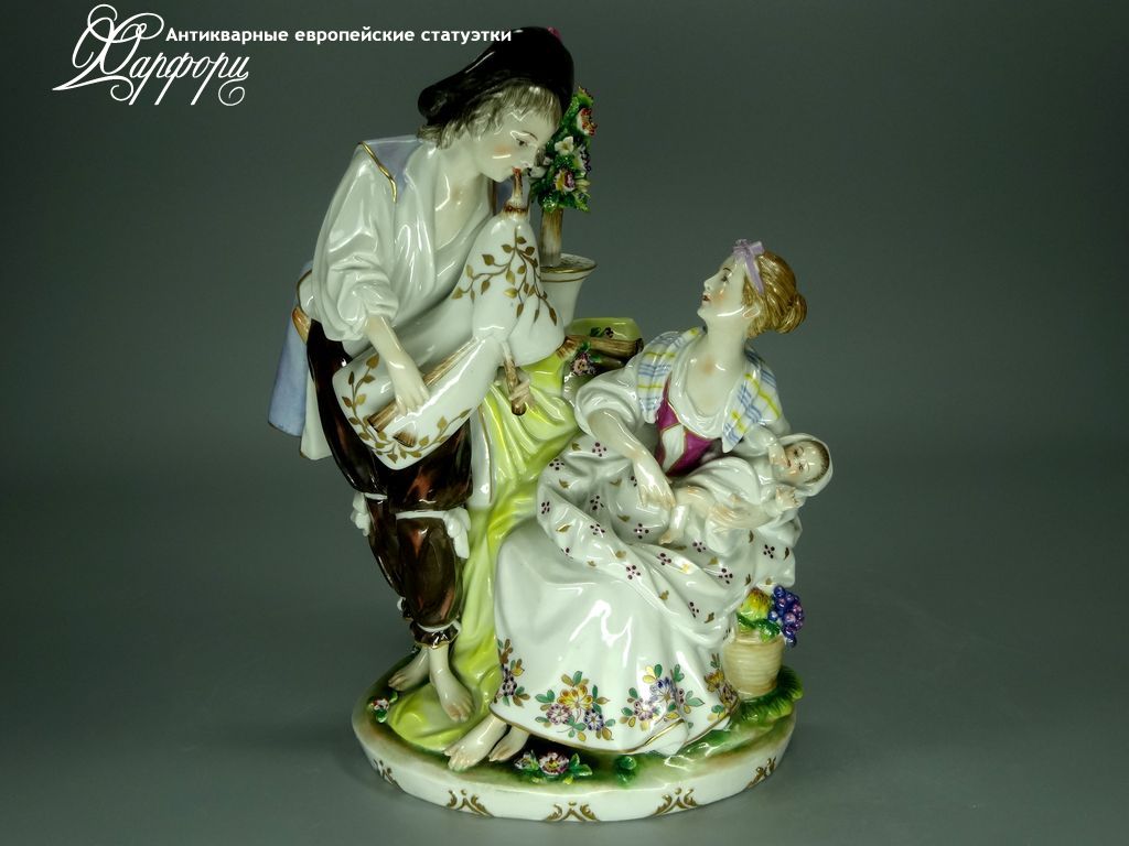 Купить фарфоровую статуэтку Volkstedt Колыбельная