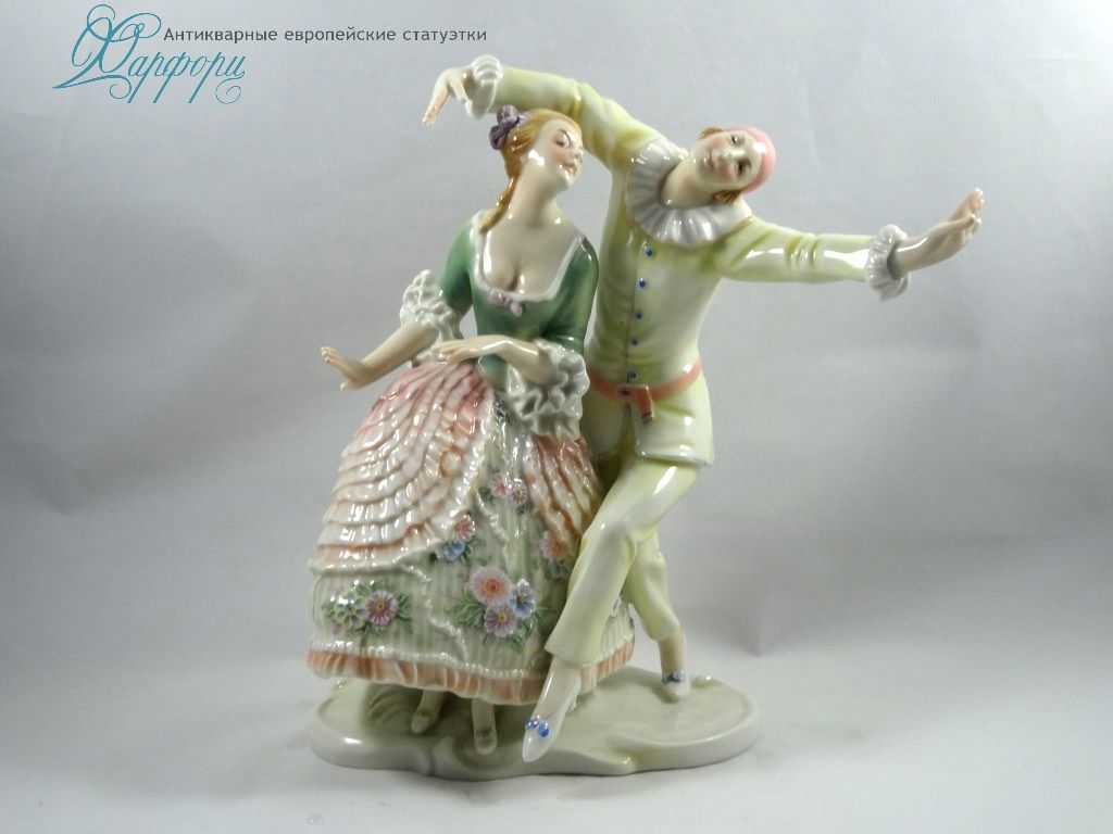 Антикварная фарфоровая статуэтка "Пьеро и мальвина" KARL ENS