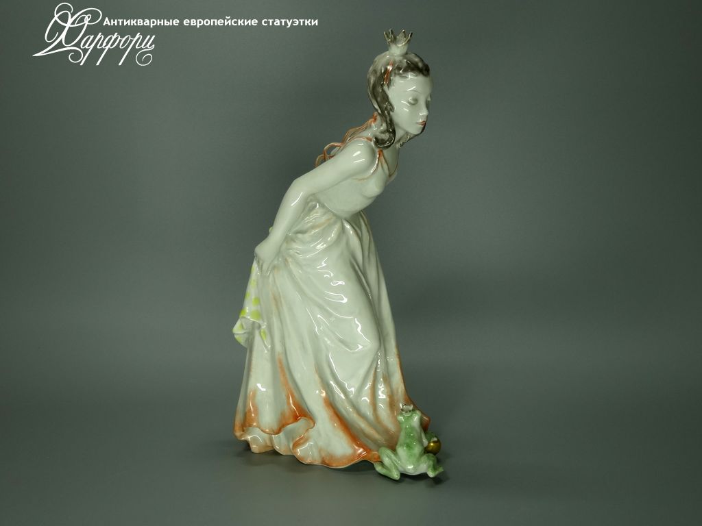 Антикварная фарфоровая статуэтка "Принцесса с лягушкой" Rosenthal