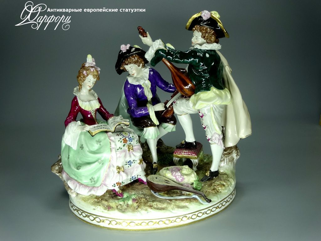 Купить фарфоровую статуэтку Volkstedt Серенада