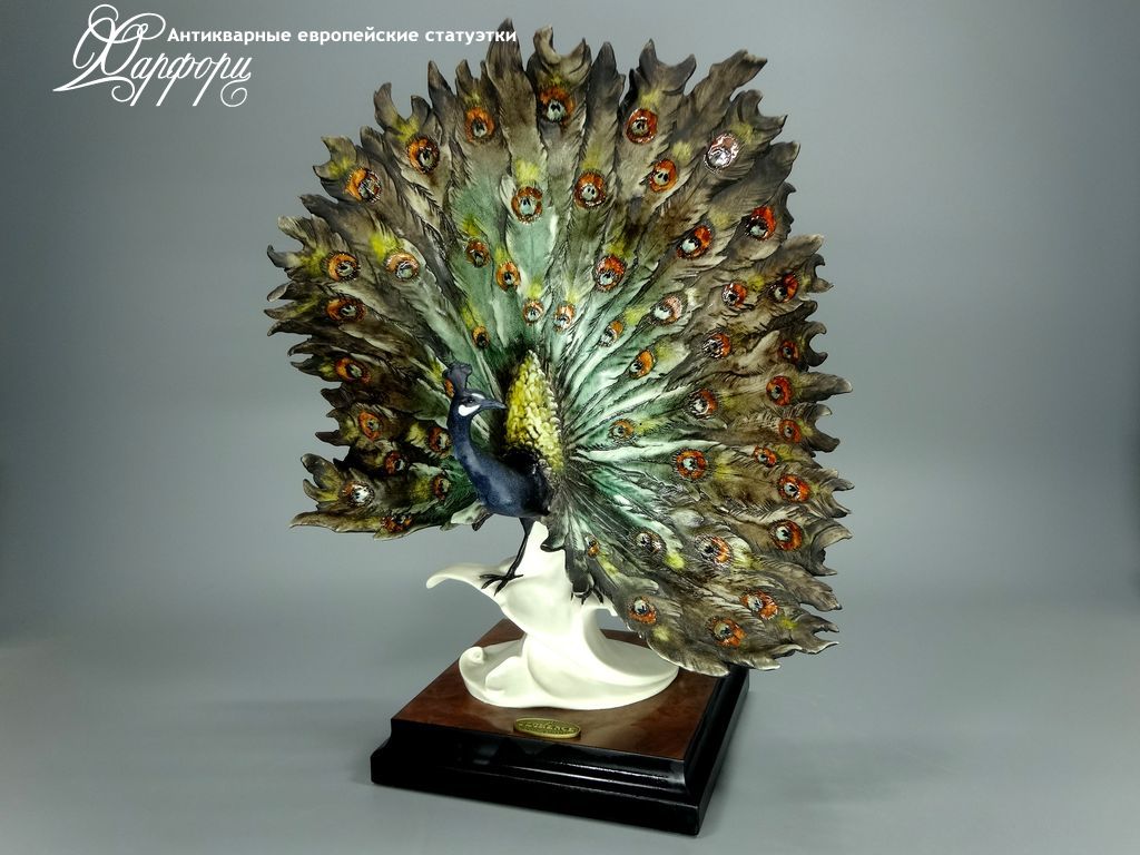Купить фарфоровые статуэтки G. Armani, Павлин, Италия