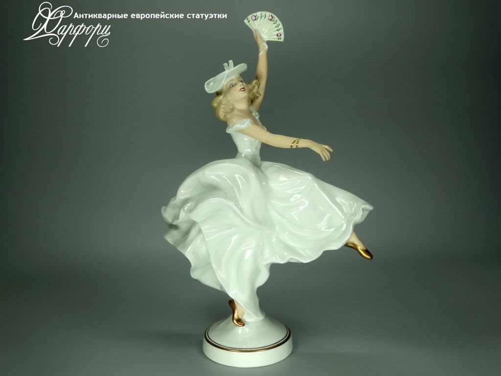 Антикварная фарфоровая статуэтка "Дама с веером" Wallendorf