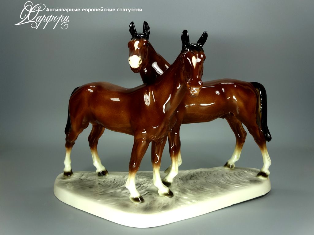 Антикварная фарфоровая статуэтка "Пара лошадей" Katzhtte