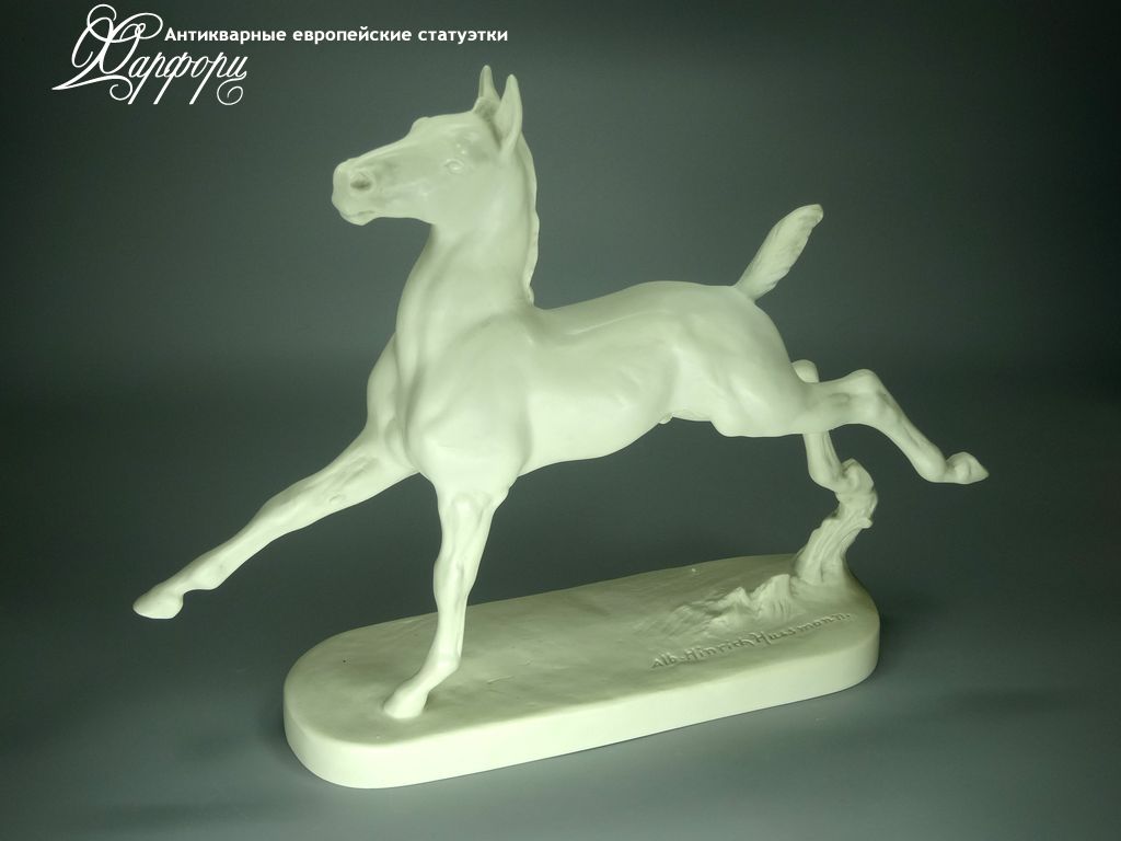 Купить фарфоровые статуэтки Rosenthal, Жеребенок, Германия