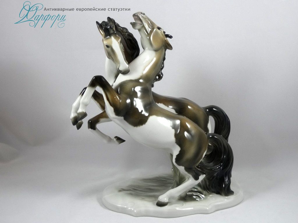 Фарфоровая статуэтка Пара лошадей Unterweissbach