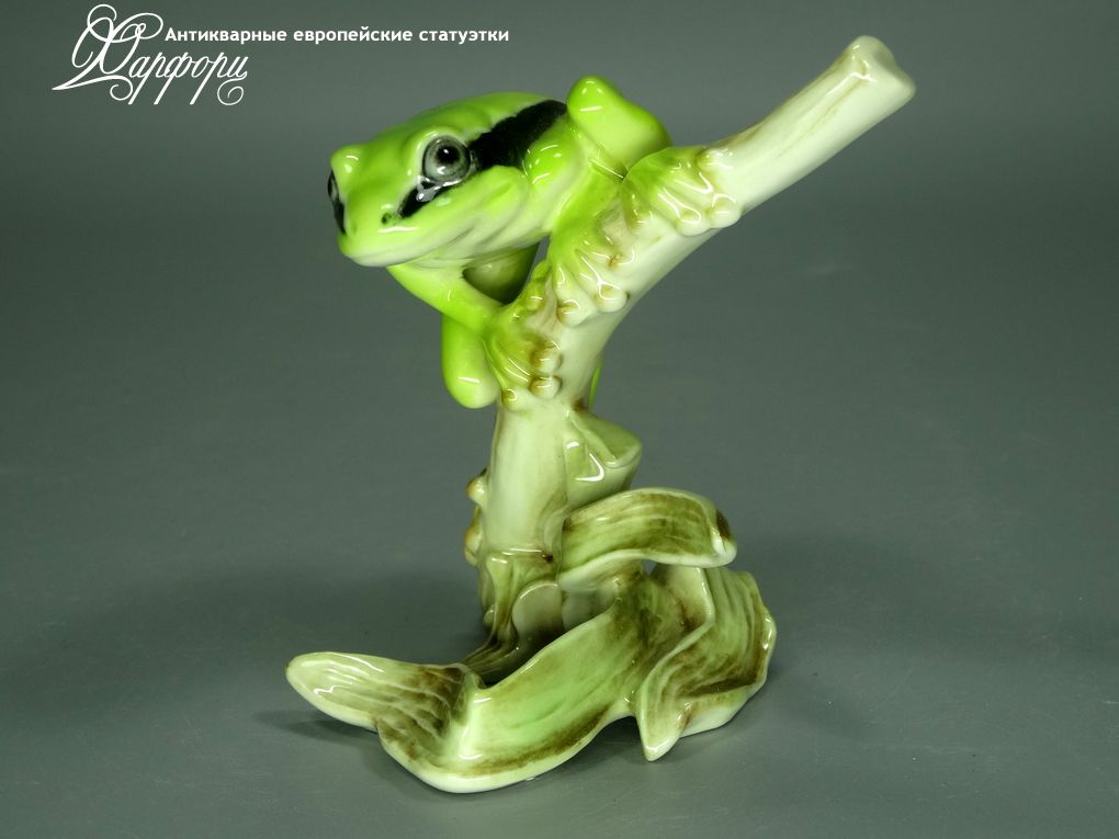 Антикварная фарфоровая статуэтка "Лягушка" Goebel