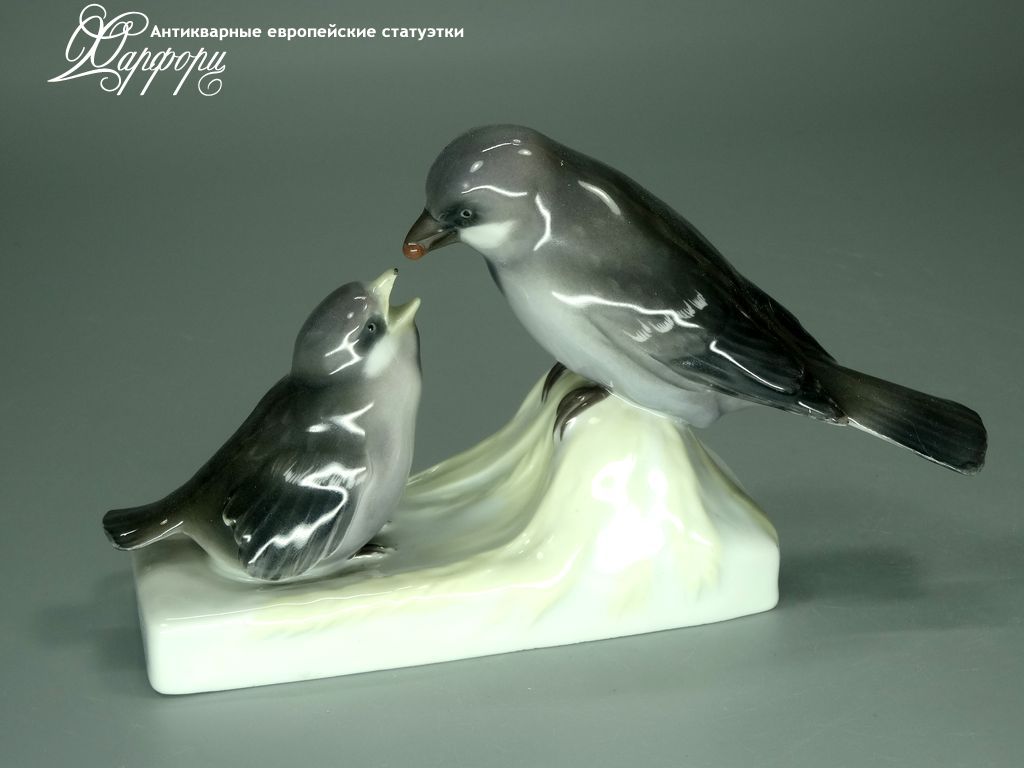 Антикварная фарфоровая статуэтка "Воробьи" Wilhelms Feld
