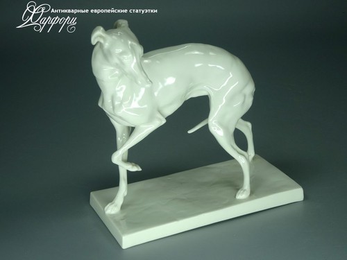 Купить фарфоровую статуэтку Nymphenburg Левретка