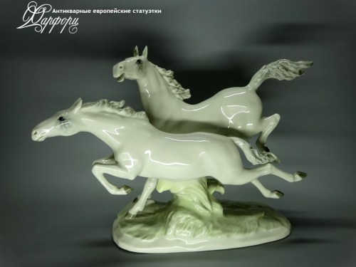 Купить фарфоровые статуэтки Hutschenreuther, Галоп, Германия
