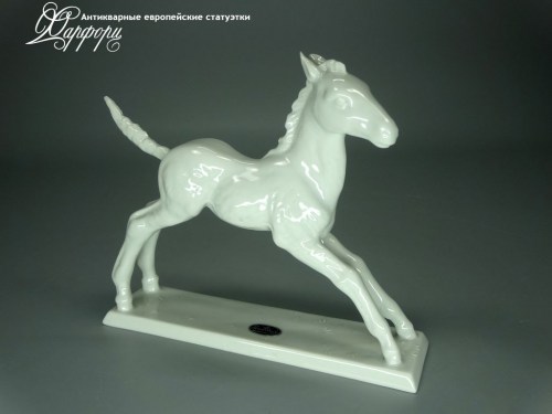 Купить фарфоровую статуэтку Rosenthal Жеребенок