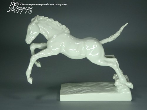 Купить фарфоровые статуэтки Rosenthal, Жеребенок, Германия